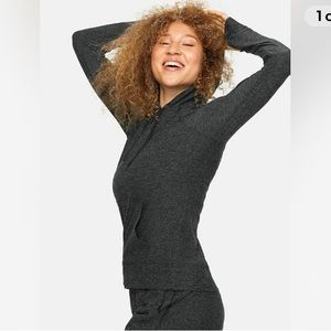 Outdoor Voices Catch Me if you Can Hoodie Pullover size Large Charcoal